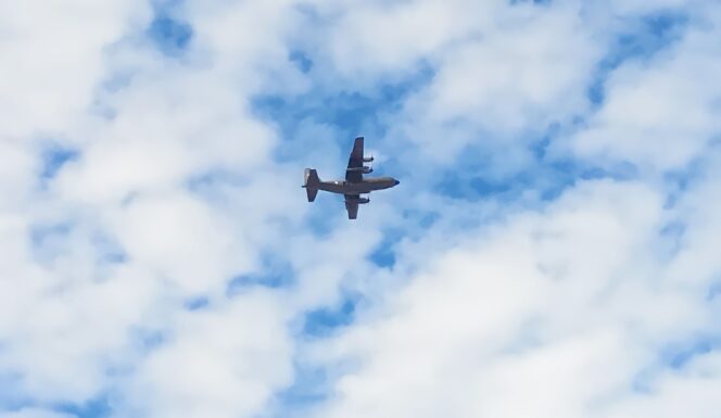 
					LATIHAN: Jet Tempur F-16 TNI-AU saat latihan di langit Lumajang tahun lalu. (foto: dok)