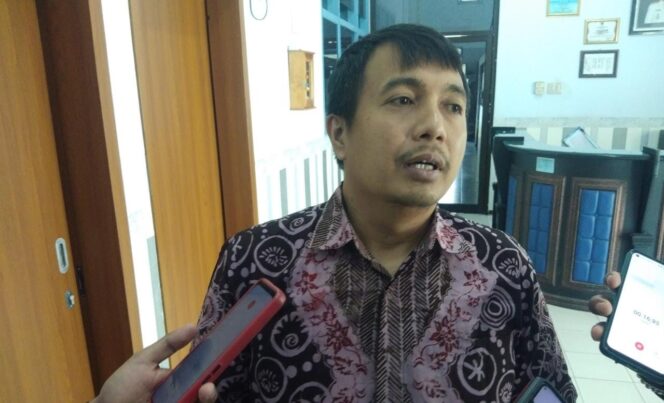 
					Direktur Utama Perumdam Tirta Mahameru Kabupaten Lumajang, Achmad Arifulin Nuha. (foto: Asmadi)