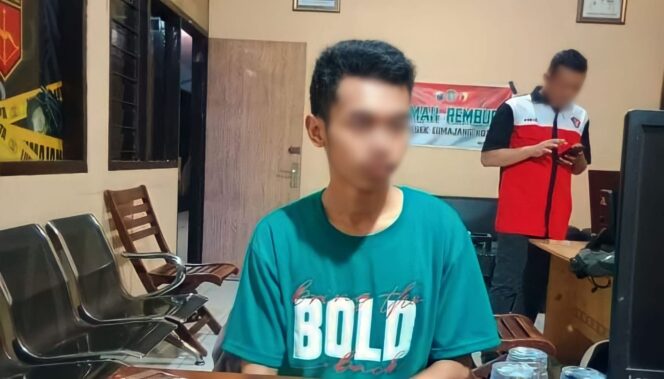 
					SAKIT HATI: Pelaku, R, nekad menganiaya tetangganya, Fanny Eka Ramadhani, lantaran mengaku sakit hati dibully korban. (foto: Asmadi)