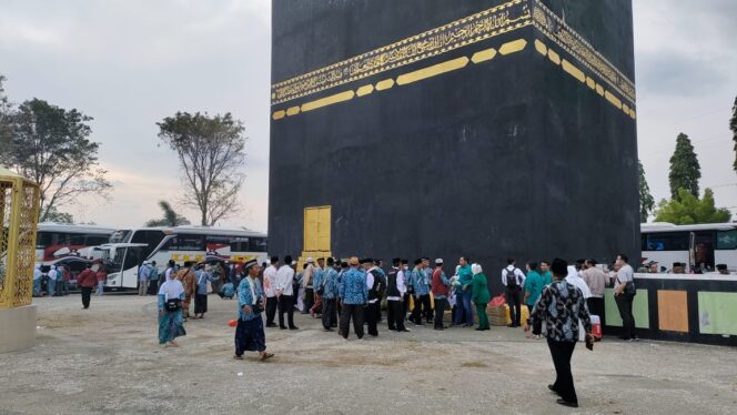 
					Rukun Haji Tuntas, Jemaah Probolinggo Menyisakan Satu Wajib Haji Sebelum Dipulangkan