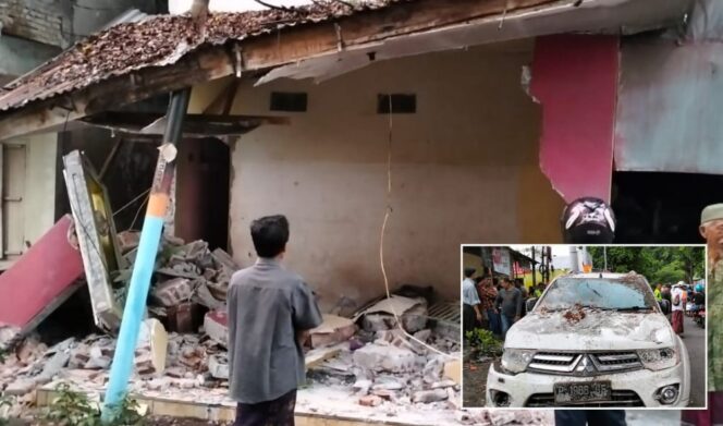 
					Sopir Mengantuk, Mitsubishi Pajero di Lumajang Hantam Rumah