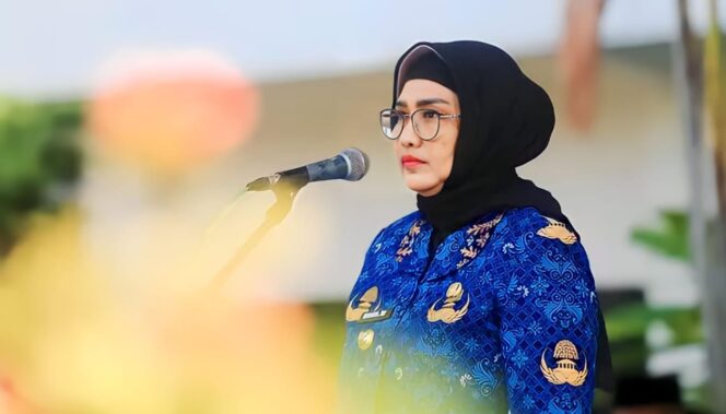 
					Pj. Bupati Lumajang, Indah Wahyuni alias Yuyun. (foto: Kominfo Pemkab Lumajang).