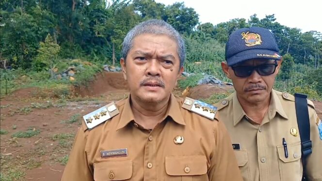 
					Plt. Kepala Dinas Kepemudaan, Olahraga, dan Pariwisata (Dispopar) Kabupaten Probolinggo, Bambang Heri Wahjudi. (Foto: Hafiz Rozani).