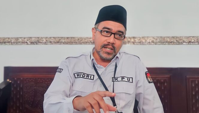 
					Ketua KPU Kota Probolingggo, Ahmad Hudri. (foto: Hafiz Rozani).