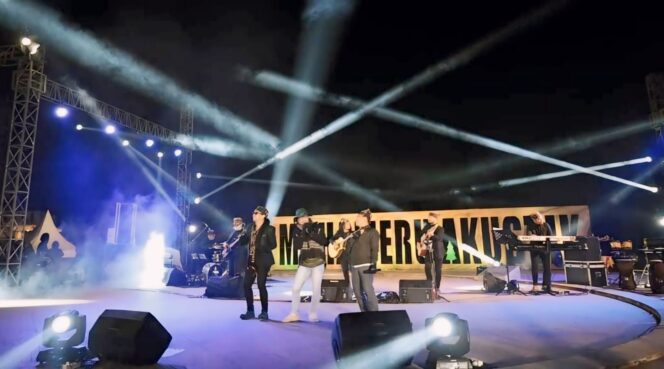 
					DITIADAKAN: Konser musik Mahaheru Akustik yang tersaji di Amphitheater Desa Ranupani, Kecamatan Senduro, Kabupaten Lumajang, tahun ini ditiadakan. (foto: Dokumen).