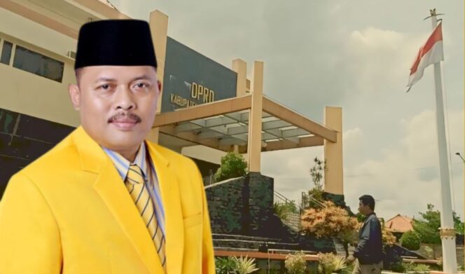 
					H. Wahid Nurahman dengan latar belakang gedung DPRD Kabupaten Probolinggo. (Kreator: Ifen MH).