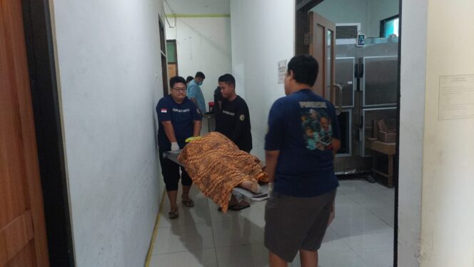 
					Janda Tewas di Hotel Diautopsi, Polisi Temukan Memar di Tubuh Korban