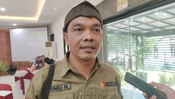 
					Foto: Ketua Bawaslu Kabupaten Probolinggo, Yonki Hendriyanto.