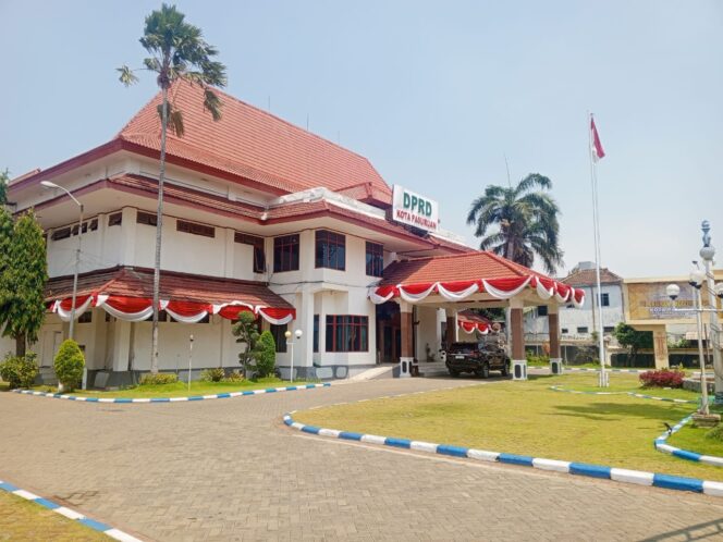 
					Gedung DPRD Kota Pasuruan.