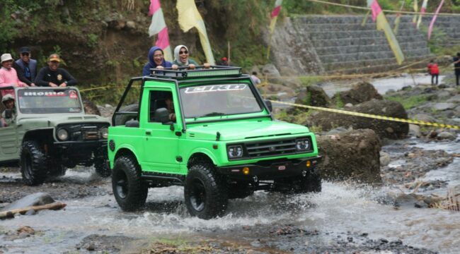 Kabupaten Lumajang juga memiliki beberapa wisata alam yang menarik dan eksotis seperti di lereng Gunung Semeru (Foto: Asmadi).