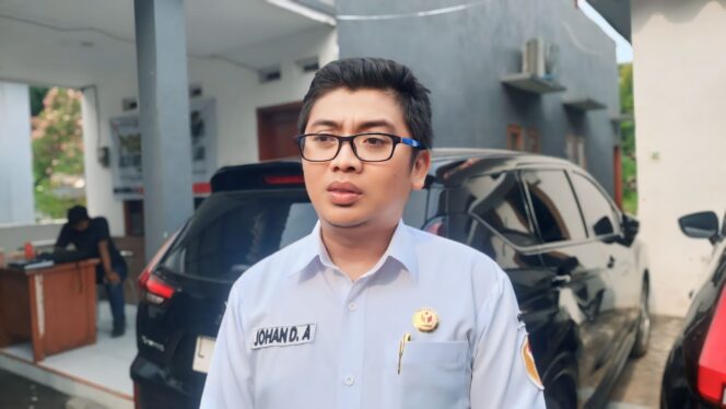 
					Ketua Bawaslu Kota Probolinggo, Johan Dwi Angga. (foto: Hafiz Rozani).