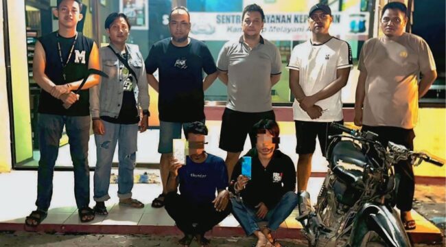 DIRINGKUS: Dua maling spesialis pembobolan rumah yang berhasil diringkus pihak berwajib. (foto: istimewa)