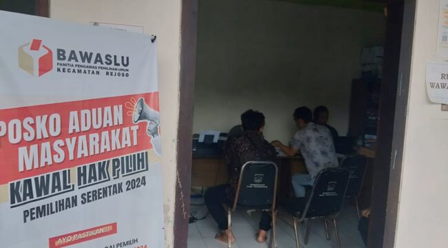 Kantor Panwascam Kecamatan Rejoso, Kabupaten Pasuruan. (foto: Moh. Rois)