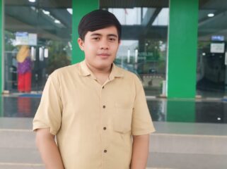 KEMALINGAN: Pemilik motor, Alfin Sambora, kehilangan motor saat hendak mengantarkan paket milik customer. (*)
