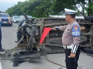 Kondisi kendaraan Toyota Avanza pasca kecelakaan di KM 798 jalur A Tol Gempol-Pasuruan. (Foto: Istimewa)