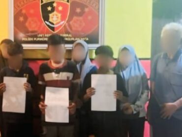 Polsek Purworejo mediasi kasus pencurian kabel oleh anak di bawah umur, hasilnya pelaku dibina dan dikembalikan kepada orangtua.