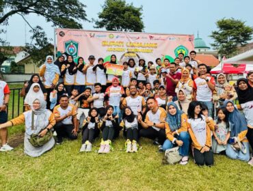 JUARA: Satria Pandhita Archery (SPA) Lumajang berhasil menjadi juara umum di kejuaraan panahan Bupati Lumajang Archery Tournament yang diadakan oleh Perpani. (foto: Asmadi).