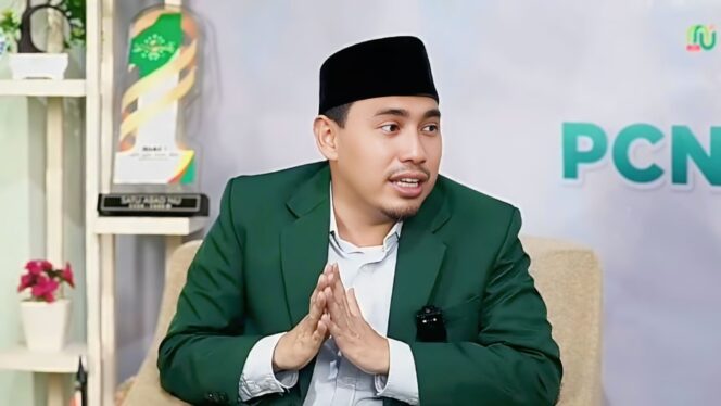 
					Ketua Pengurus Cabang Nahdlatul Ulama (PCNU) Kabupaten Lumajang, KH Mohammad Darwis atau Gus Darwis. (foto: Asmadi).
